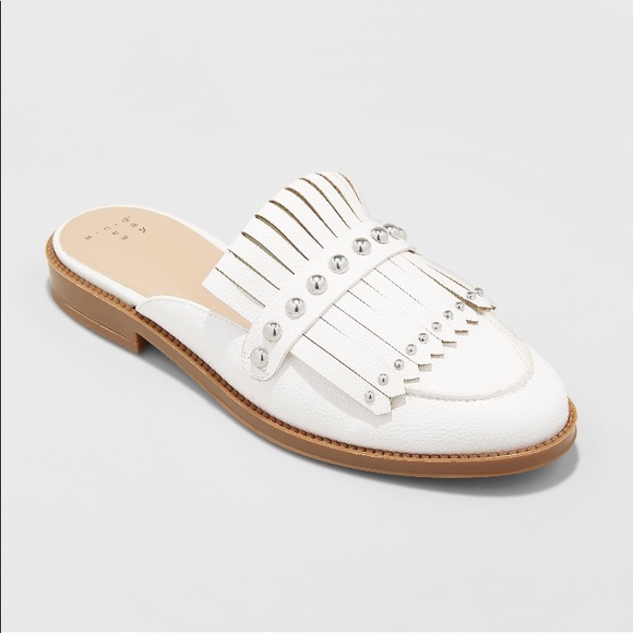 •A New Day• White Mules - Picture 3 of 3